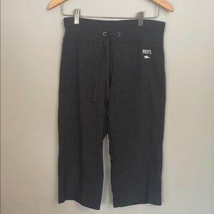 Roots Black Cropped Sweatpants